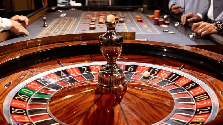 Meja roulette live AYO138 kasino dengan antarmuka modern dan pilihan taruhan yang beragam